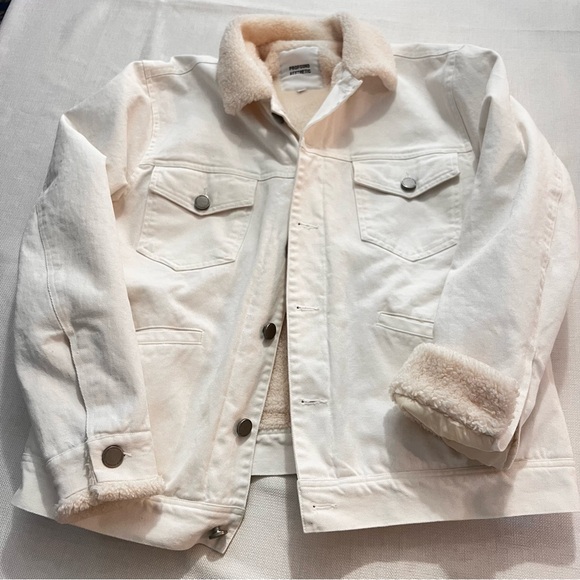 Profound Aesthetic white denim fleece lined trucker jacket | L | embroidered bk - Picture 6 of 15